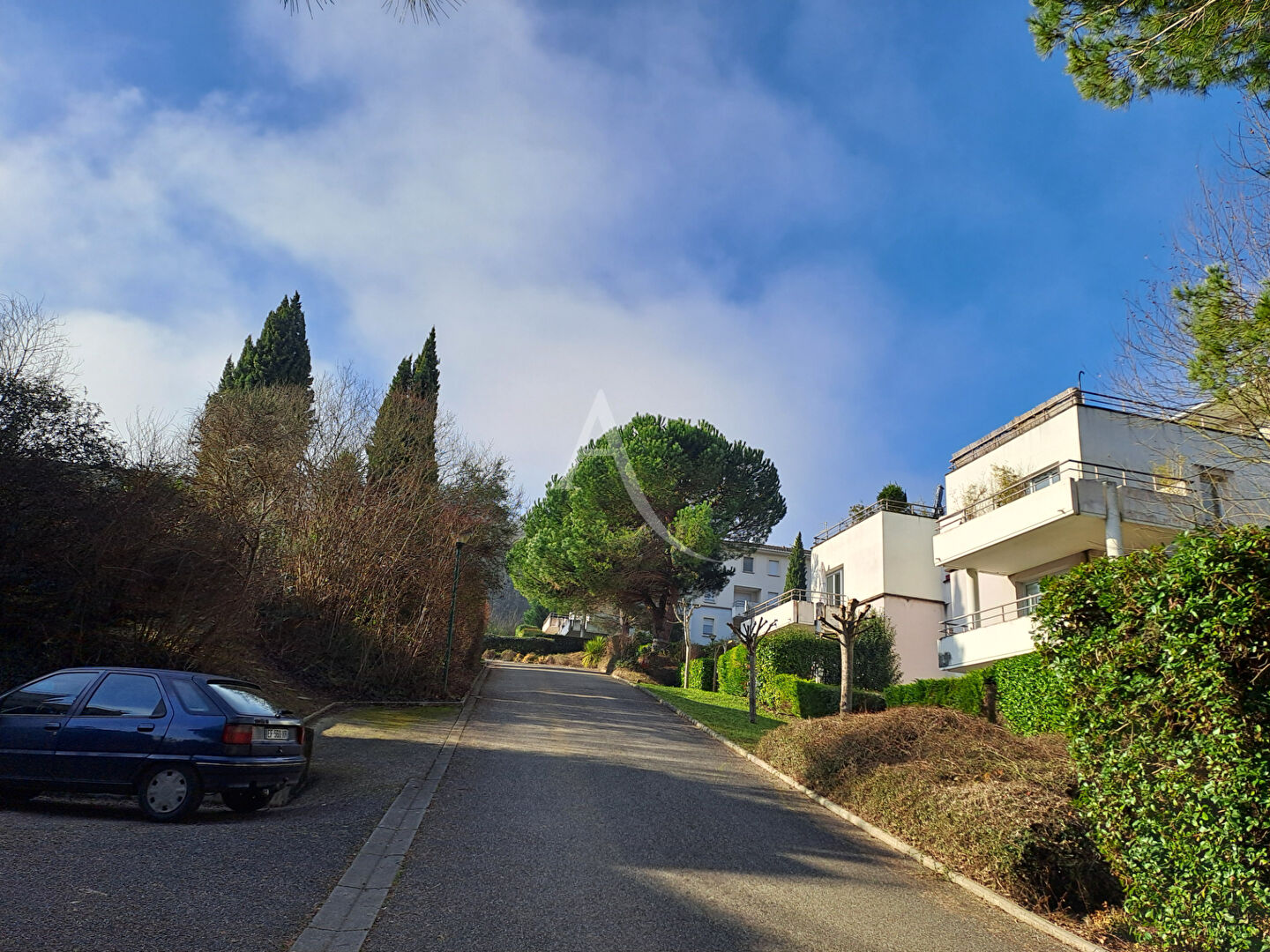 AGEN Appartement T3 de 68 m2 avec  parking extérieur