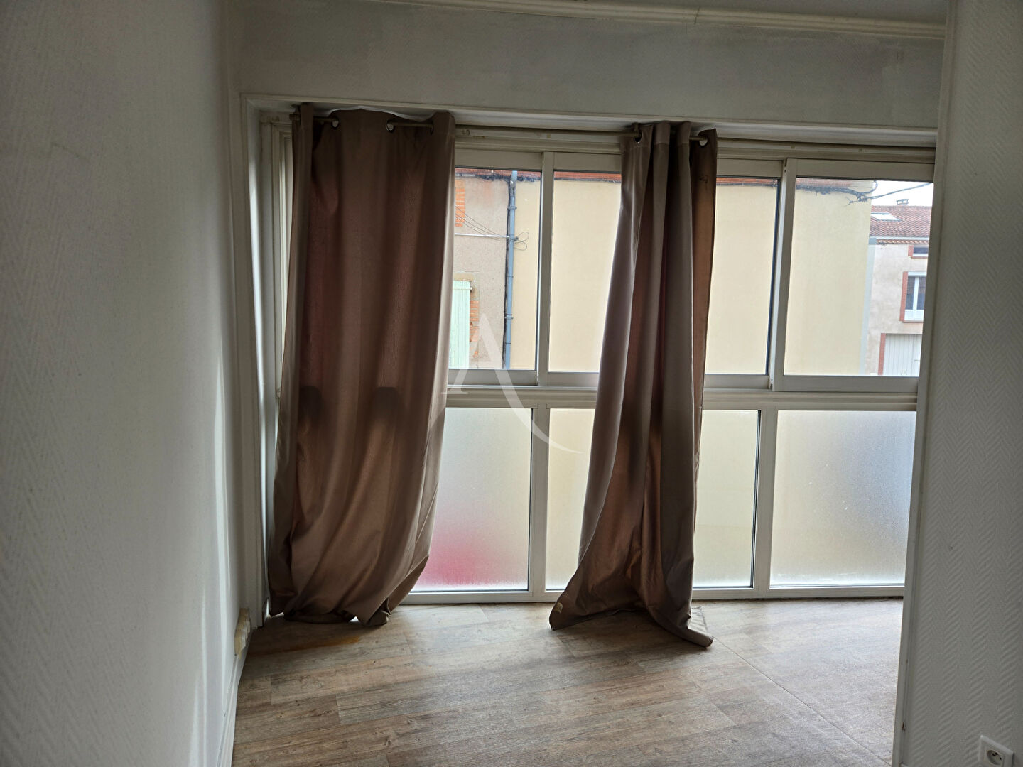 Photo Maison individuelle 2 pièce(s), T2 bis secteur centre-ville de Carmaux image 3/5