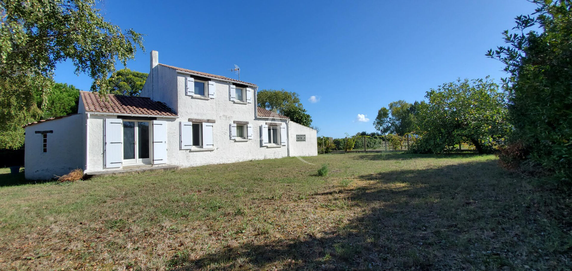 BARBATRE MAISON