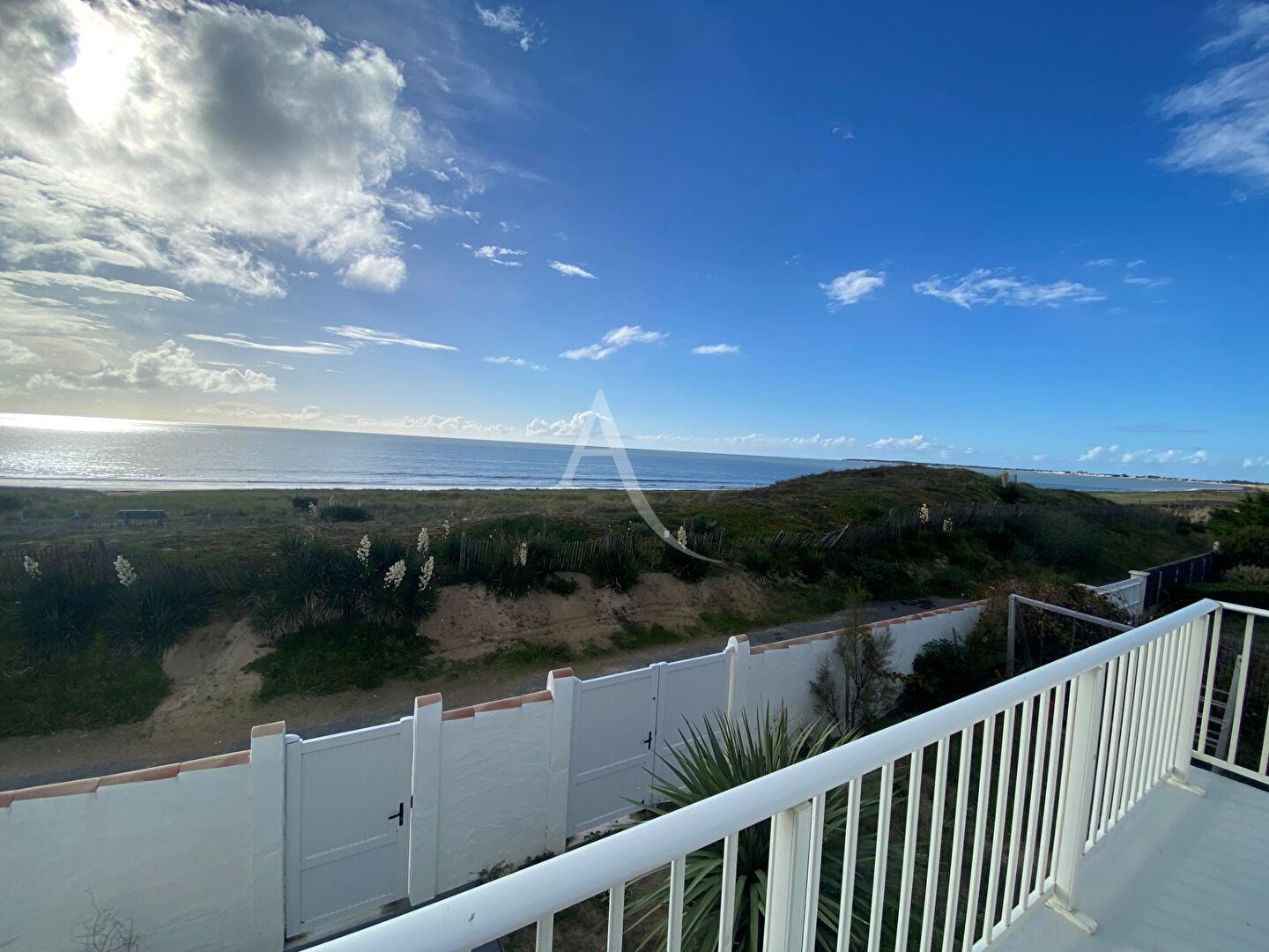 Photo VUE MER RARE ET EXCEPTIONNEL VUE A 180° SUR L OCEAN image 2/6