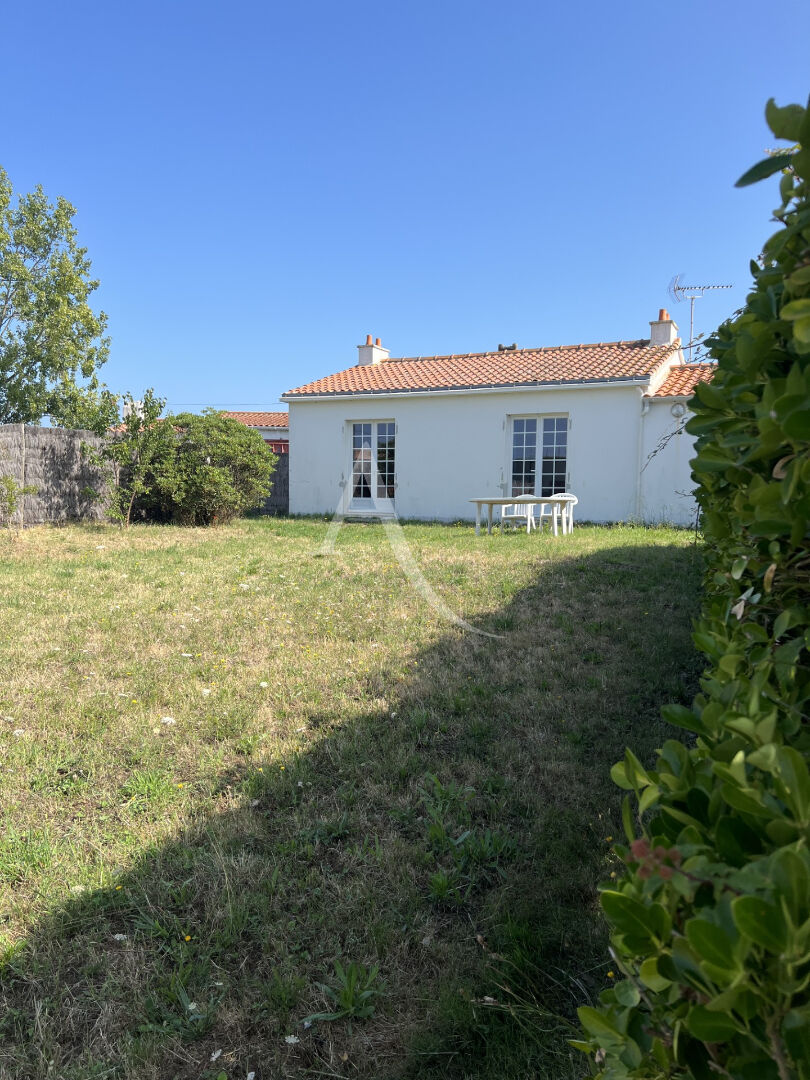 Agence immobilière de 
 Les embruns Immobilier - L'ADRESSE NOIRMOUTIER 

