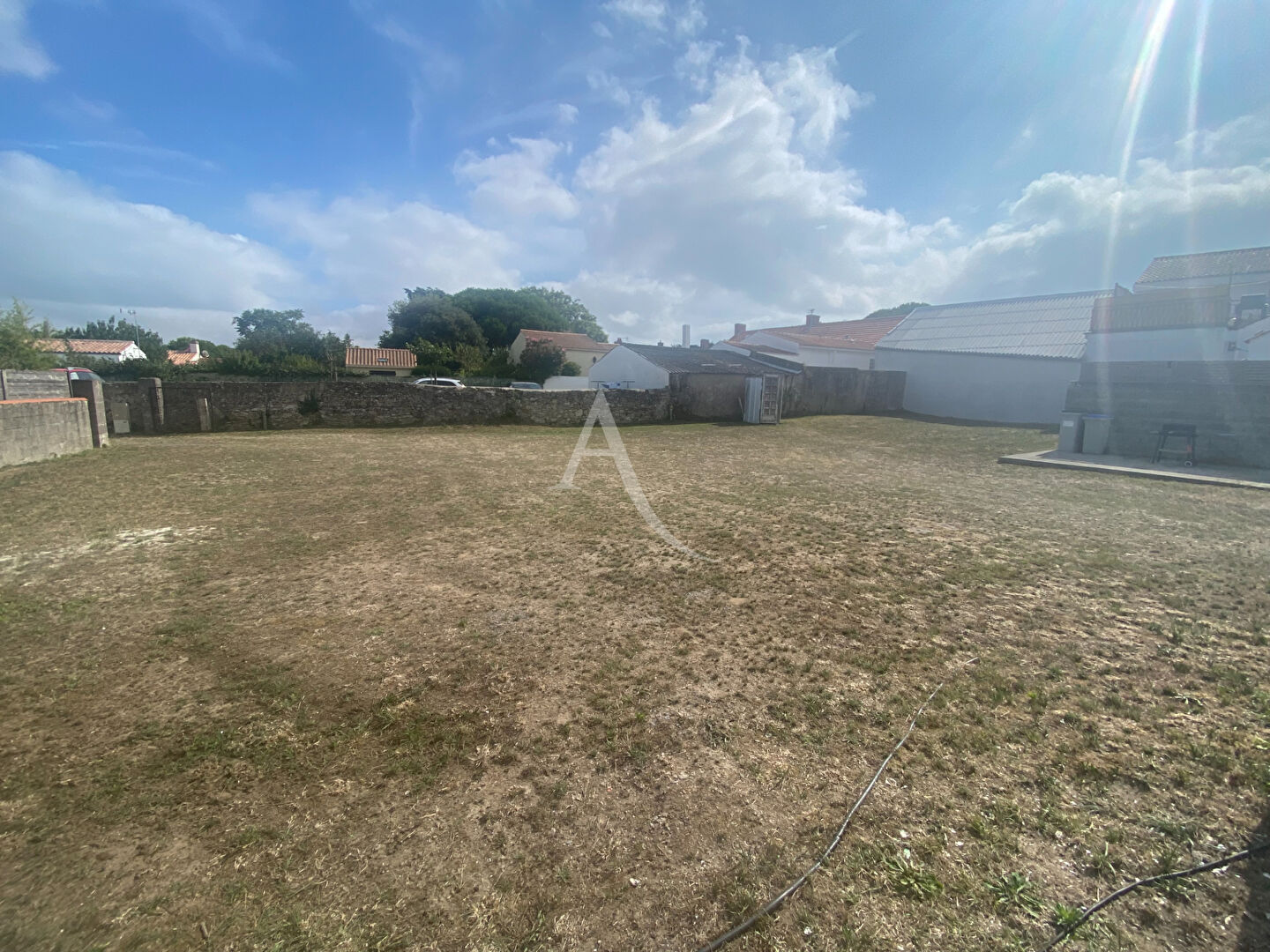 Photo Terrain Barbatre 805 m2 image 1/3
