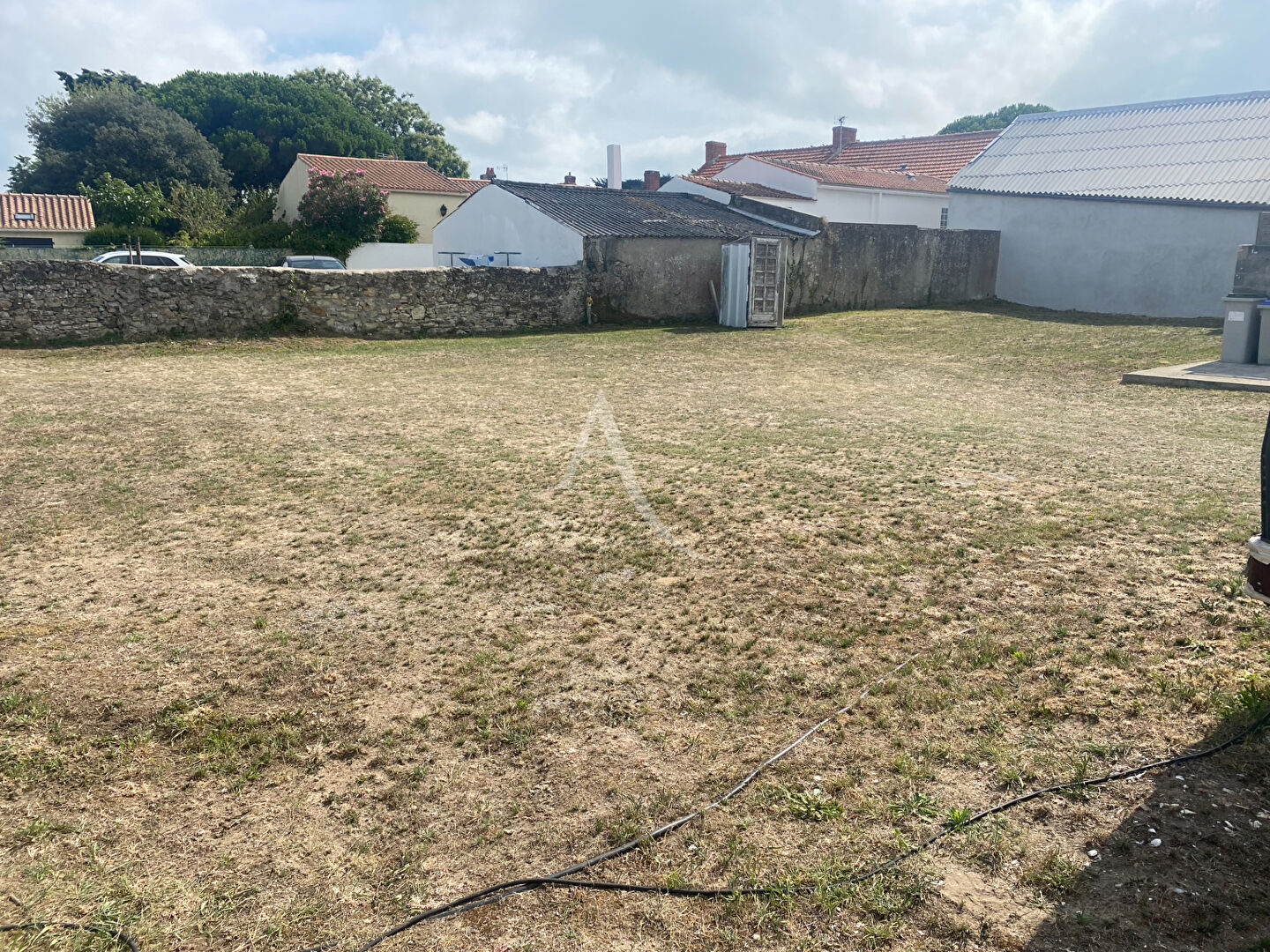Photo Terrain Barbatre 805 m2 image 2/3