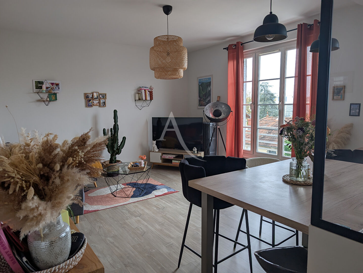 Photo Appartement Bourg En Bresse 3 pièce(s) 70.32 m2 image 1/6