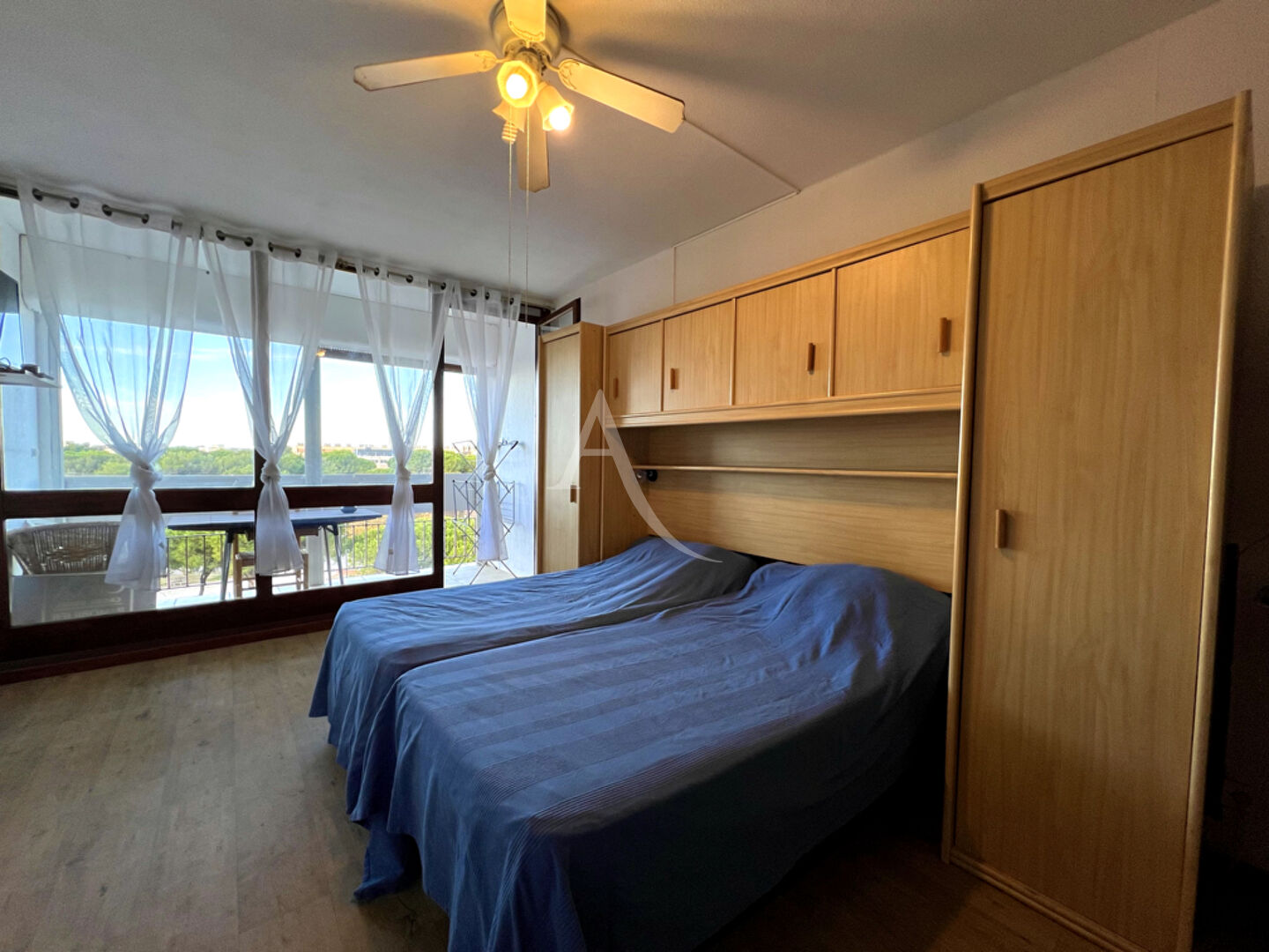 A louer - T1 - à l'année - Balaruc Les Bains - 24,09 avec vue parc