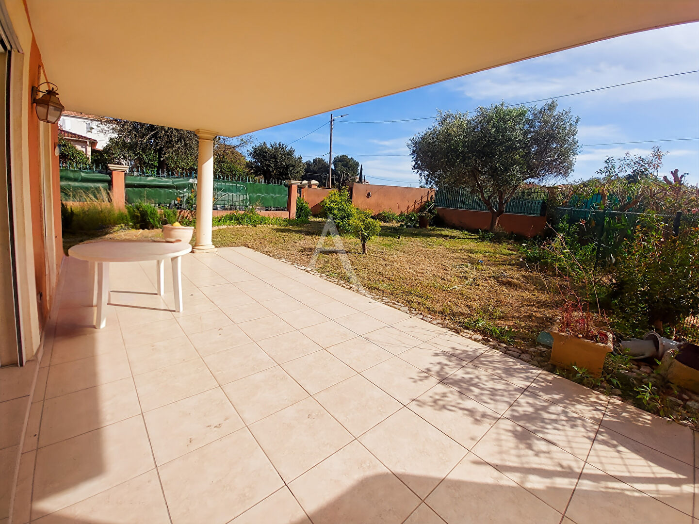 Photo CARQUEIRANNE GRAND APPARTEMENT AVEC TERRASSE ET JARDIN ! image 1/5