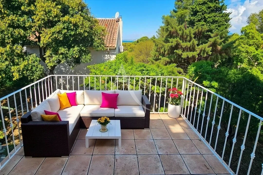 Photo Maison 5 pièces Le Pradet vue et proximité mer ! image 5/6