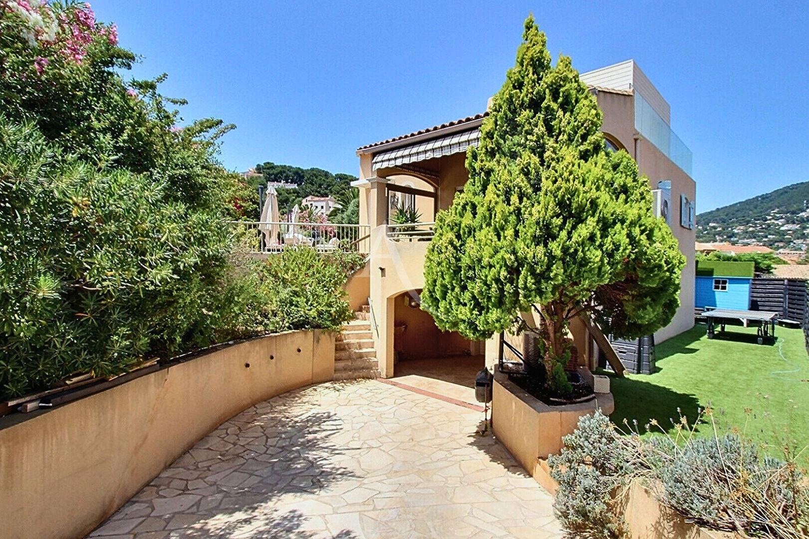 Agence immobilière de L'ADRESSE BOILLET IMMOBILIER