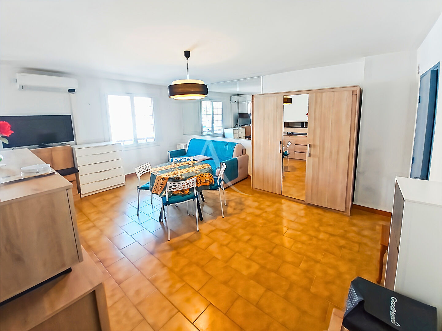 Photo STUDIO AVEC PARKING CENTRE VILLE DE CARQUEIRANNE image 3/6