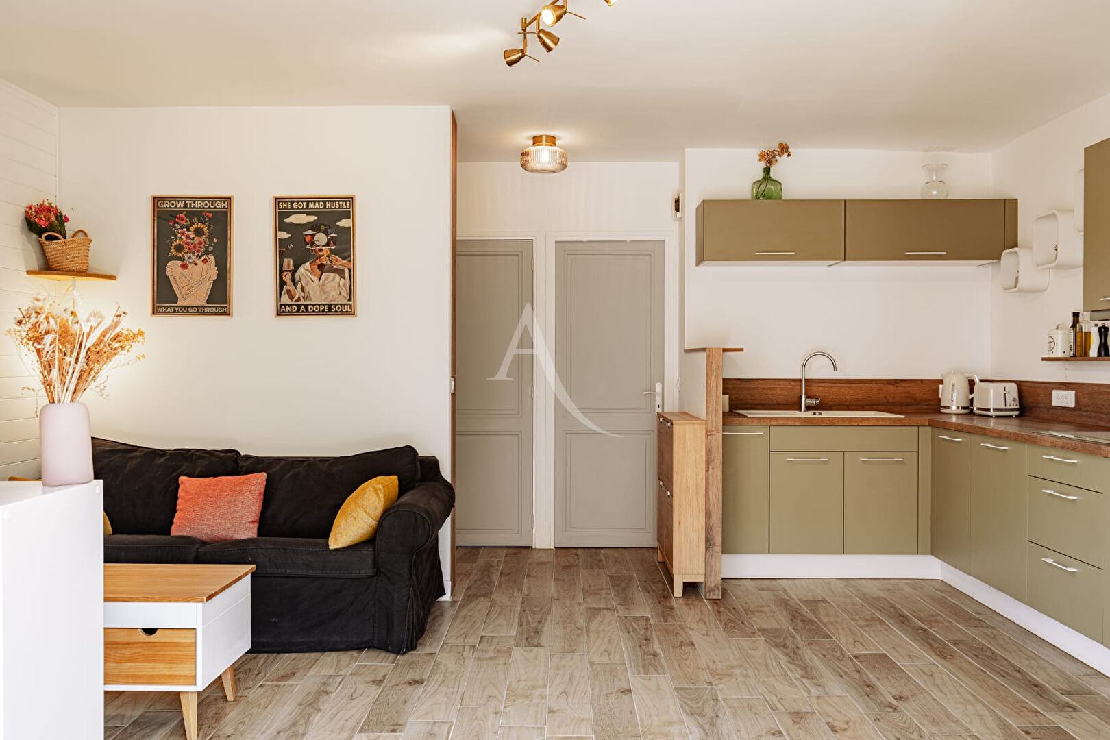 Photo Carqueiranne Appartement rez-de-jardin  3 pièce(s) 50 m2 image 1/6