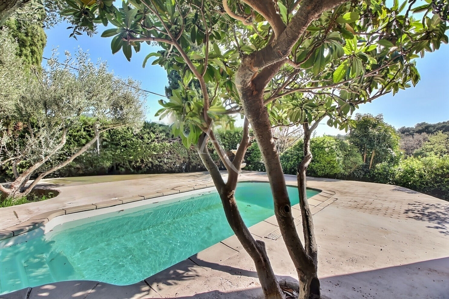 Agence immobilière de L'ADRESSE BOILLET IMMOBILIER