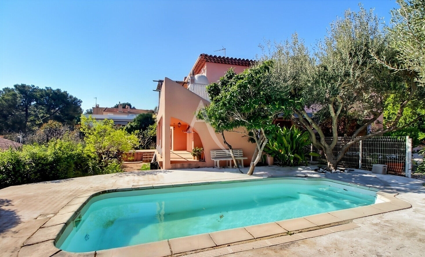 Agence immobilière de L'ADRESSE BOILLET IMMOBILIER