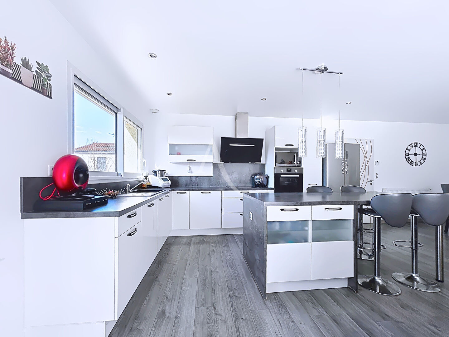 Agence immobilière de L'Adresse Claire B Immobilier - L'Adresse Claire B Immobilier