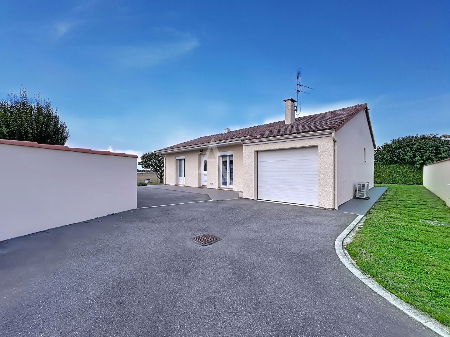 Agence immobilière de L'Adresse Claire B Immobilier - L'Adresse Claire B Immobilier