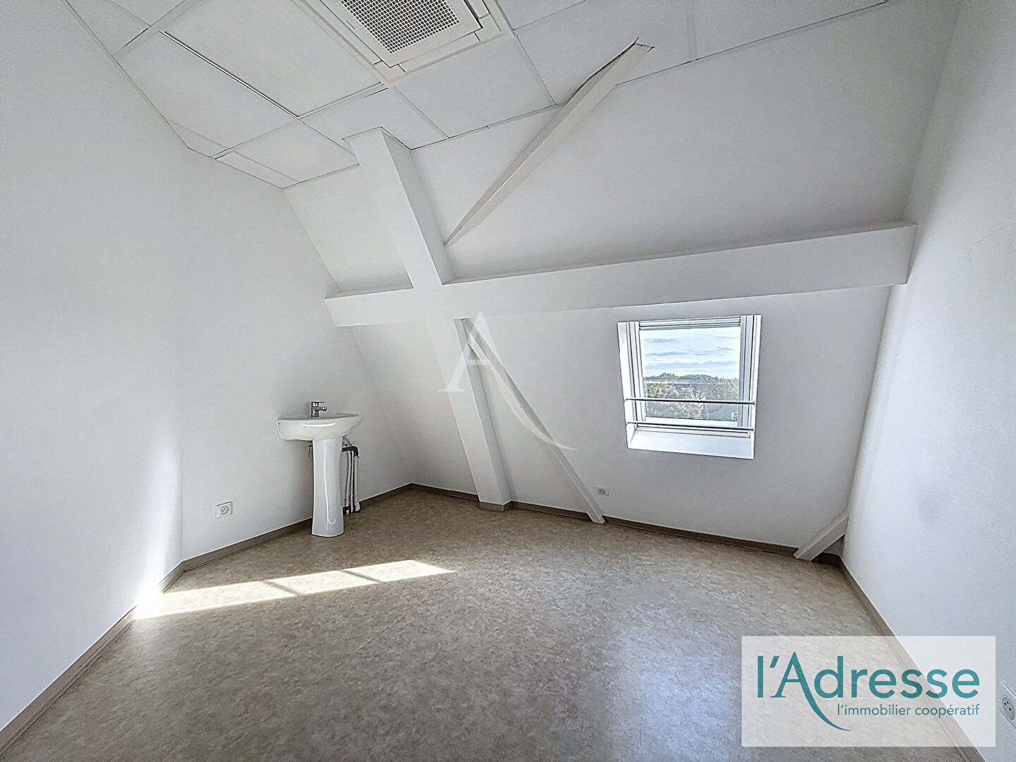 Agence immobilière de L'Adresse Claire B Immobilier - L'Adresse Claire B Immobilier