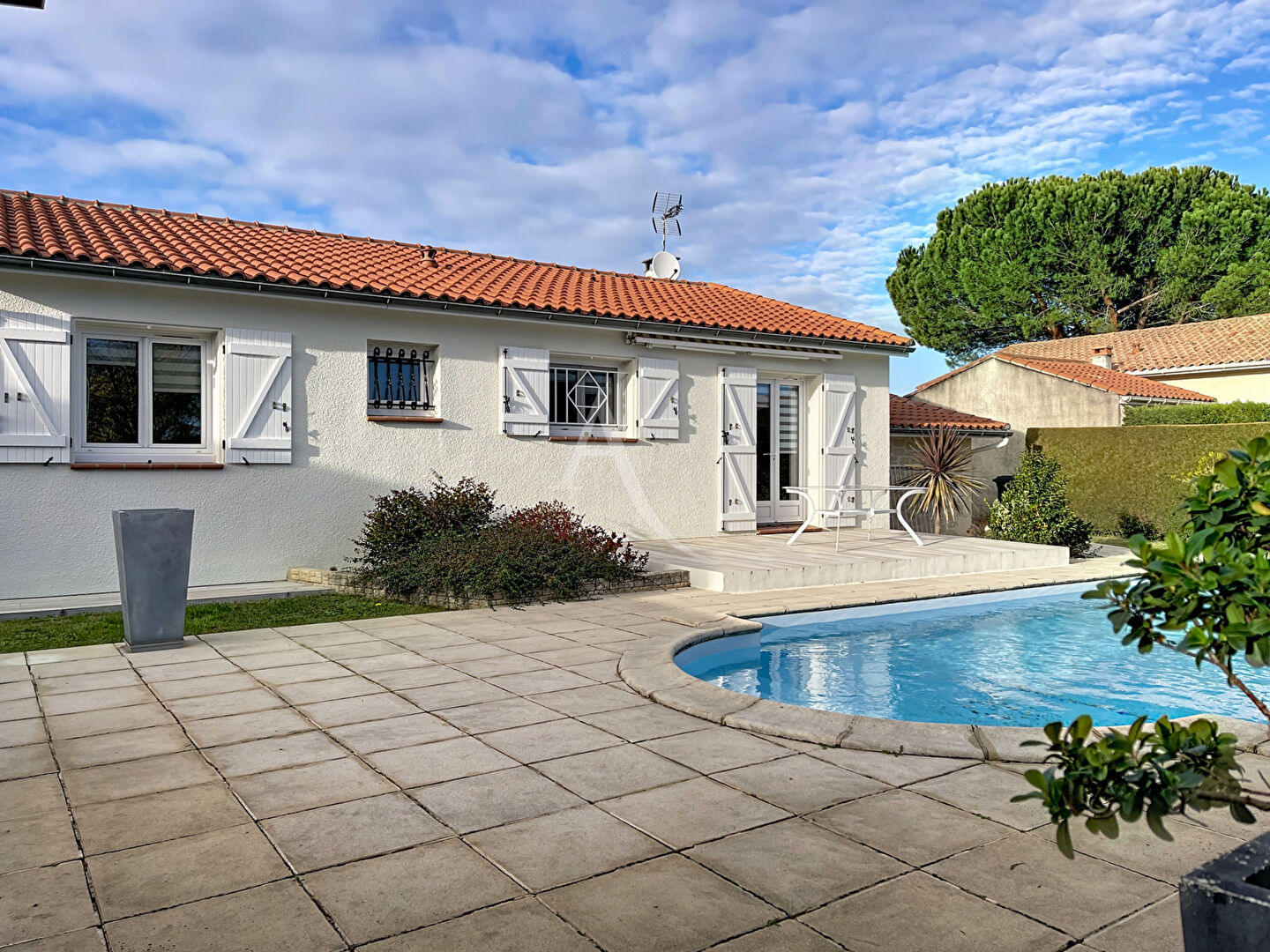 Agence immobilière de L'Adresse Claire B Immobilier - L'Adresse Claire B Immobilier