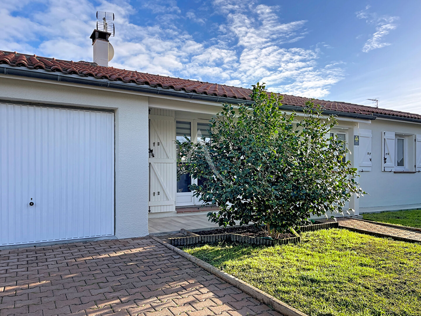 Agence immobilière de L'Adresse Claire B Immobilier - L'Adresse Claire B Immobilier