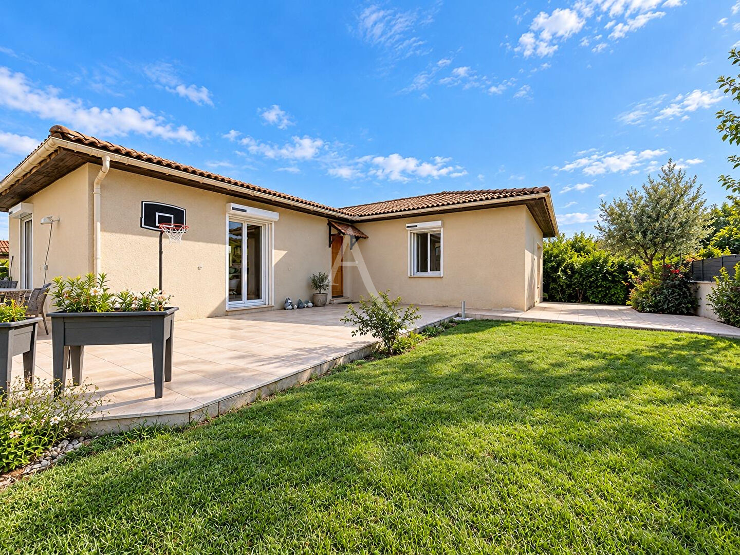 Agence immobilière de L'Adresse Claire B Immobilier - L'Adresse Claire B Immobilier