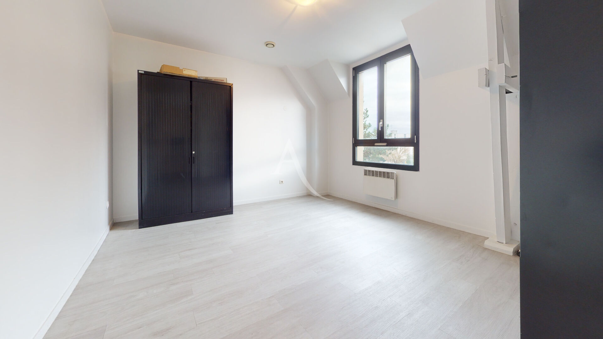 Bureaux Conflans Sainte Honorine 67 m2