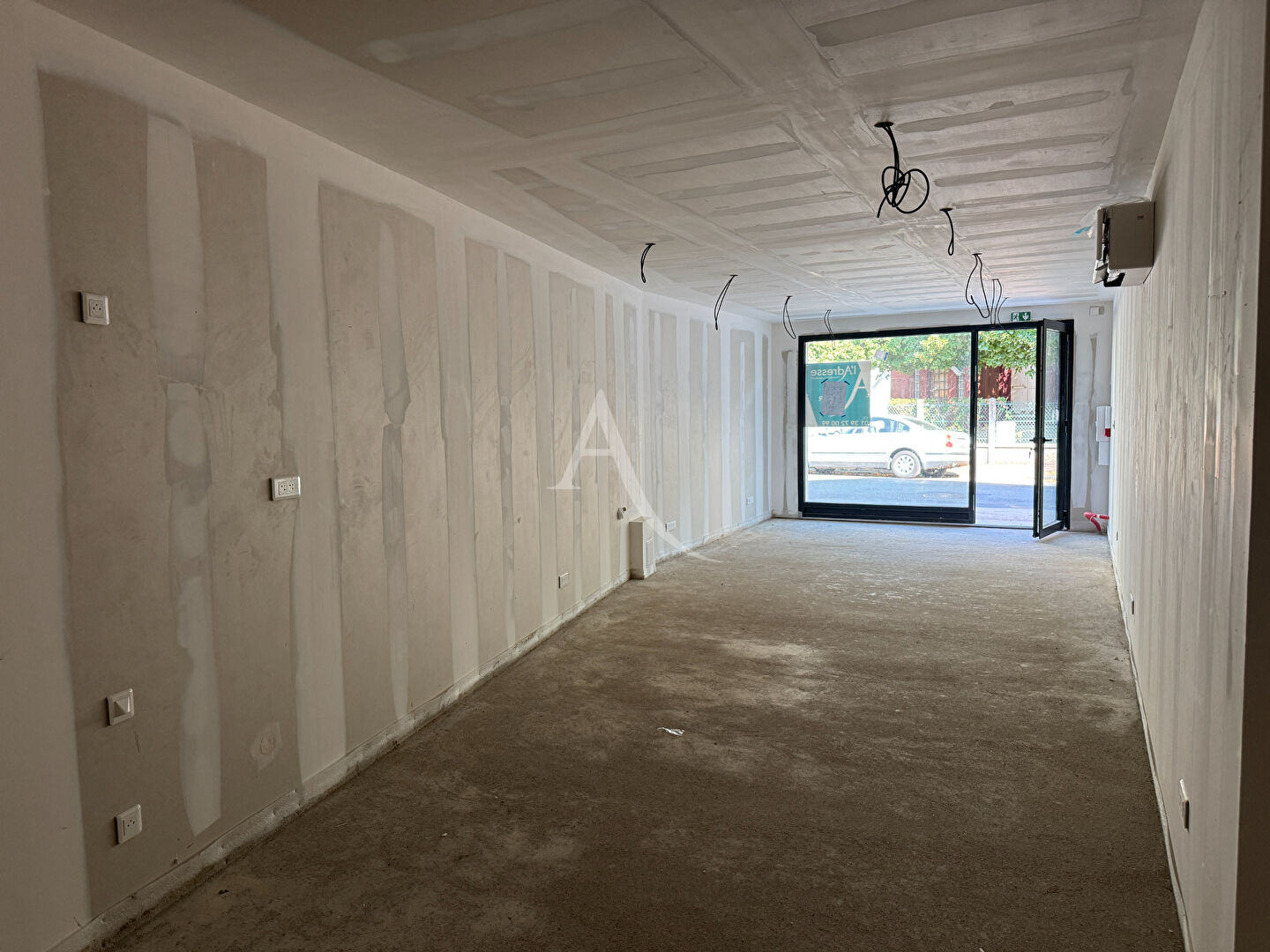 Photo Local commercial 40.2 m² image 4/6