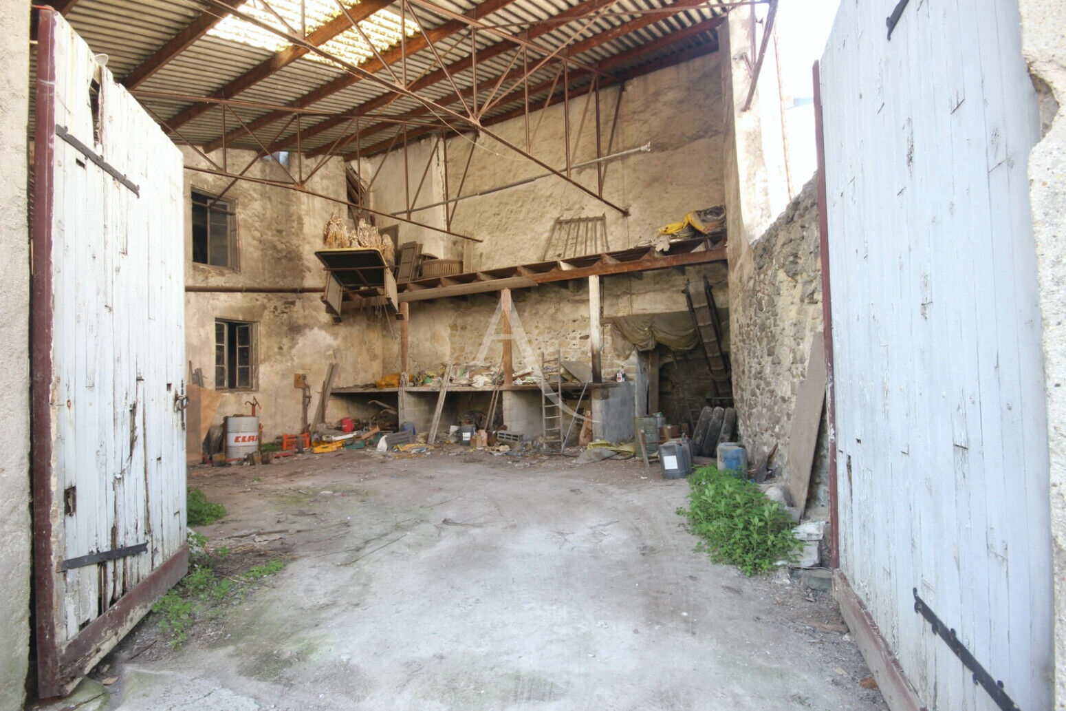 Corps de ferme situé au centre ville d'Herblay Sur Seine 160 m2