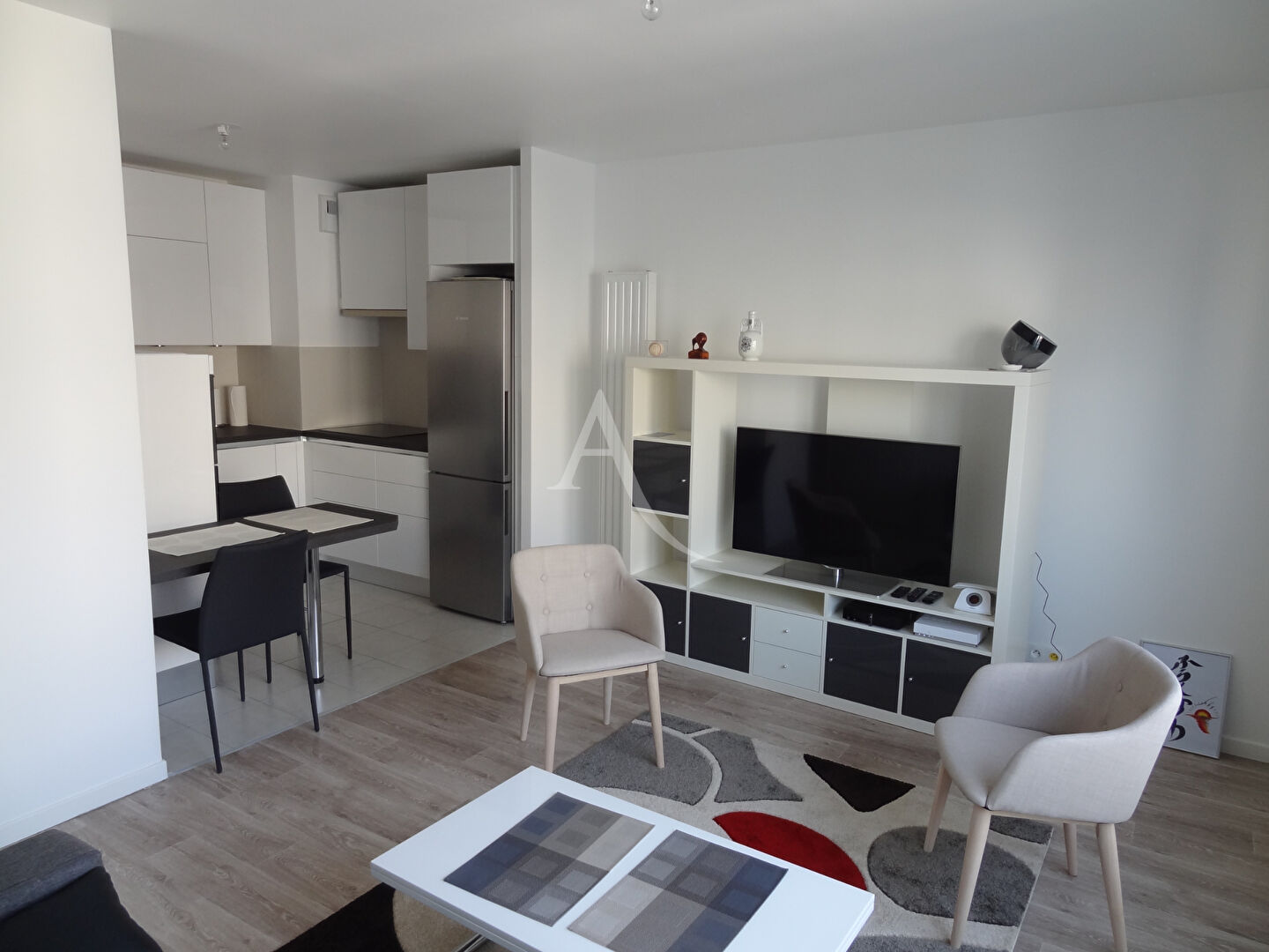 Photo T2 - 43m2 A louer image 2/6