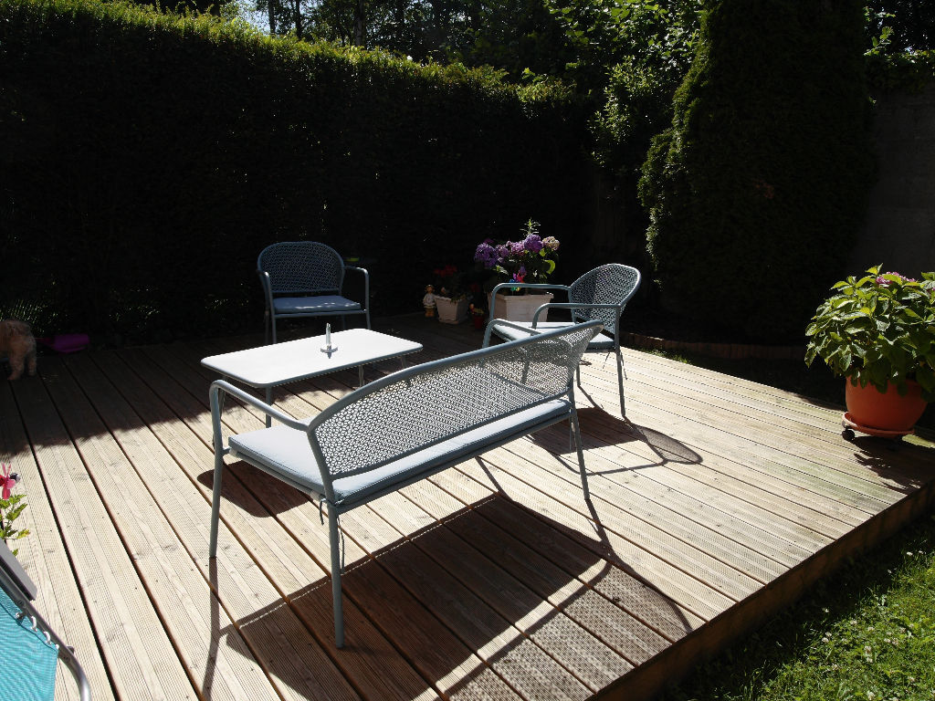 Maison avec jardin et un garage fermé à Nantes/quartier Saint Jacques