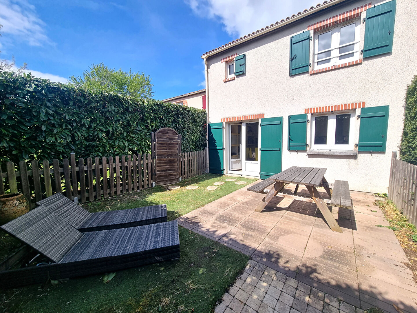 Agence immobilière de L'Adresse Agence 230