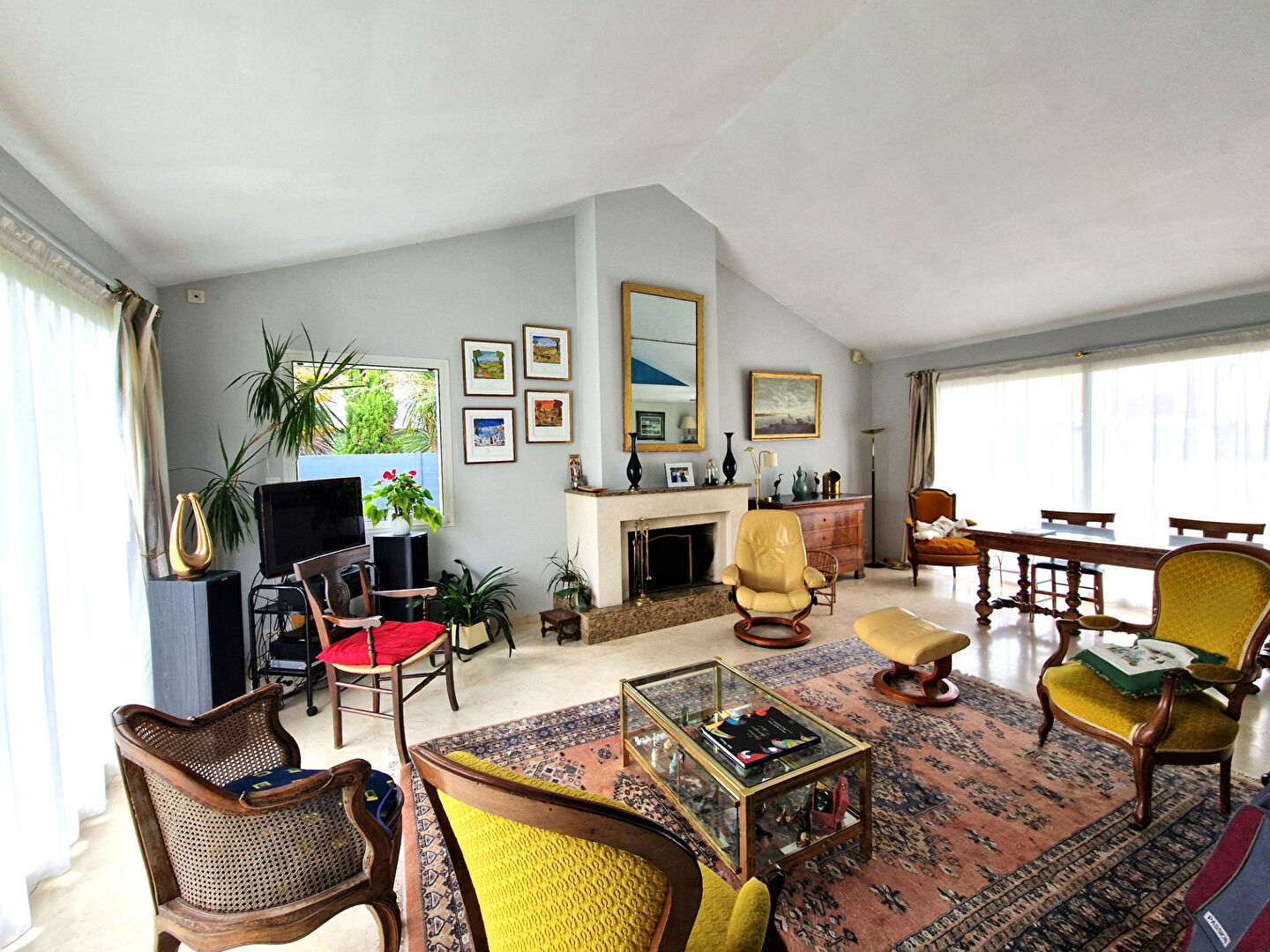 Agence immobilière de L'Adresse Agence 230