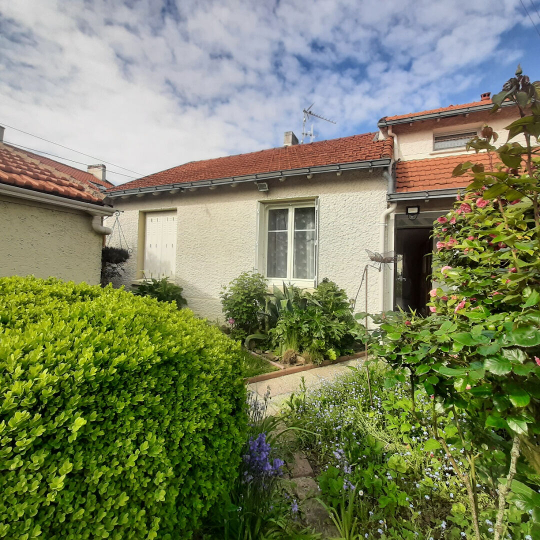 Agence immobilière de L'Adresse Agence 230