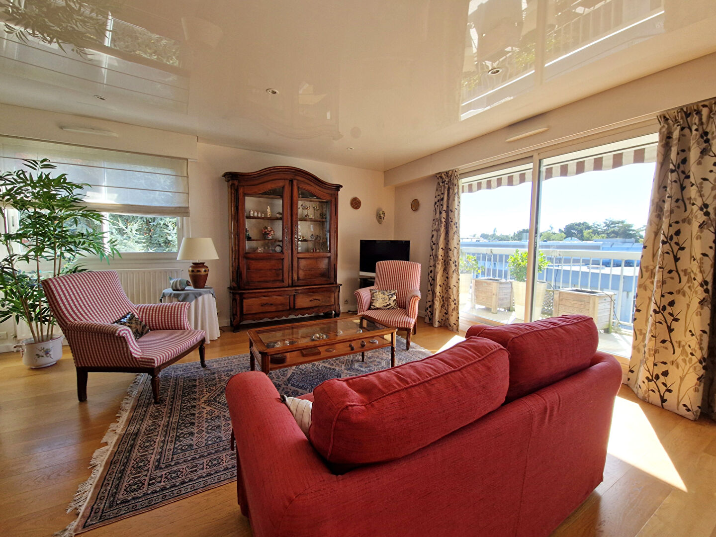 Agence immobilière de L'Adresse Agence 230