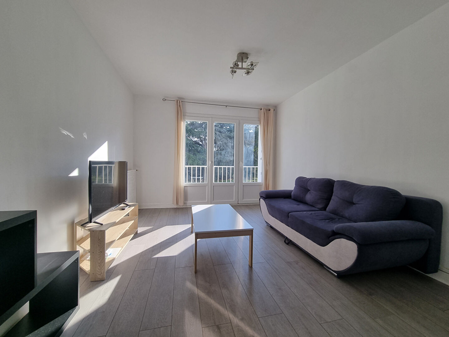 Photo Appartement Saint Sebastien Sur Loire 2 pièce(s) 50.88 m2 image 2/6