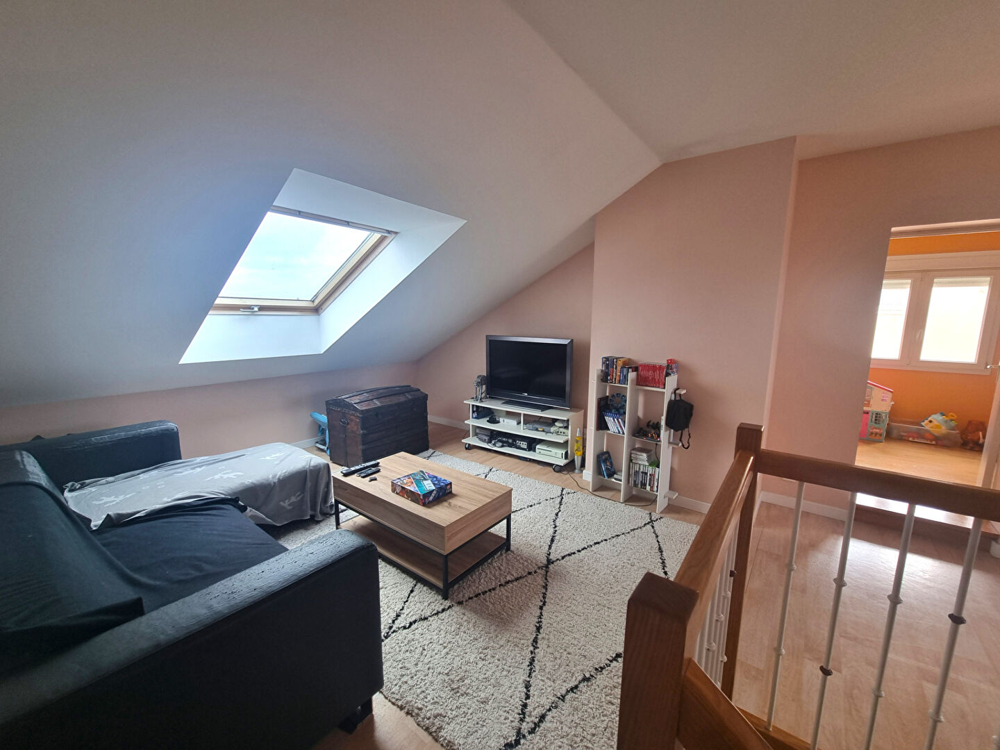 Photo Grande maison familiale avec studio indépendant - Quartier très recherché de la Martellière image 6/6