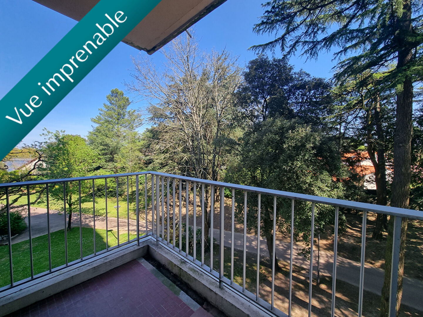 Agence immobilière de L'Adresse Agence 230