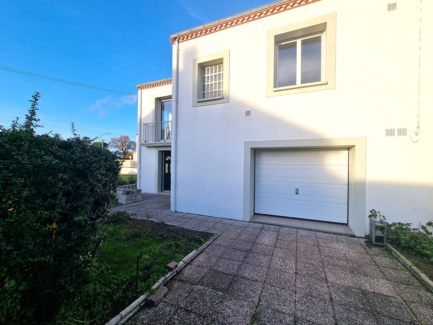 Agence immobilière de L'Adresse Agence 230