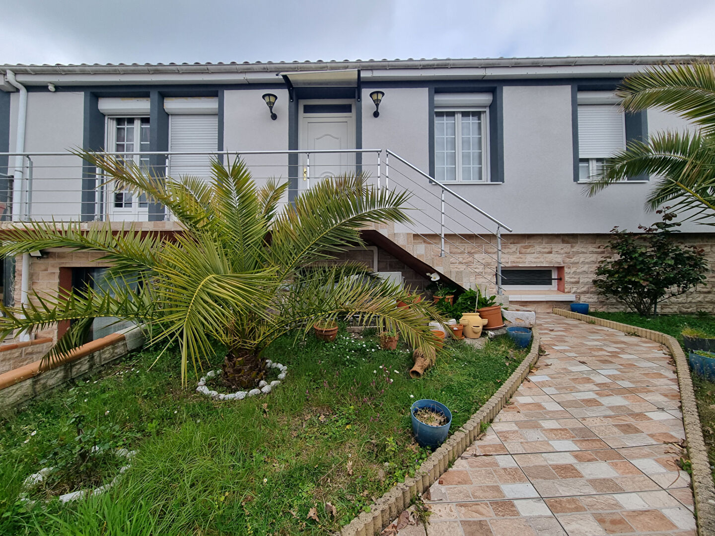 Agence immobilière de L'Adresse Agence 230