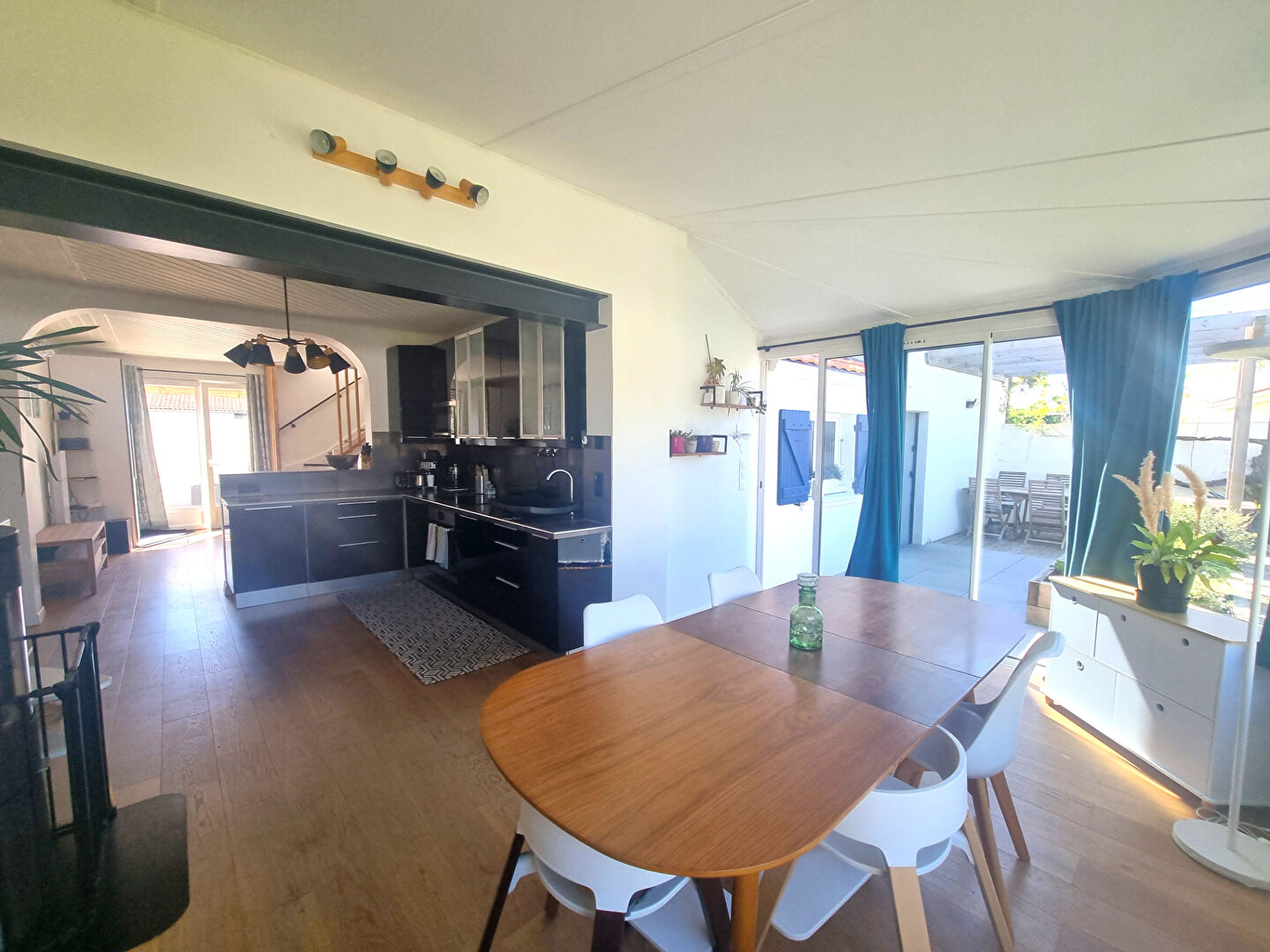 Agence immobilière de L'Adresse Agence 230
