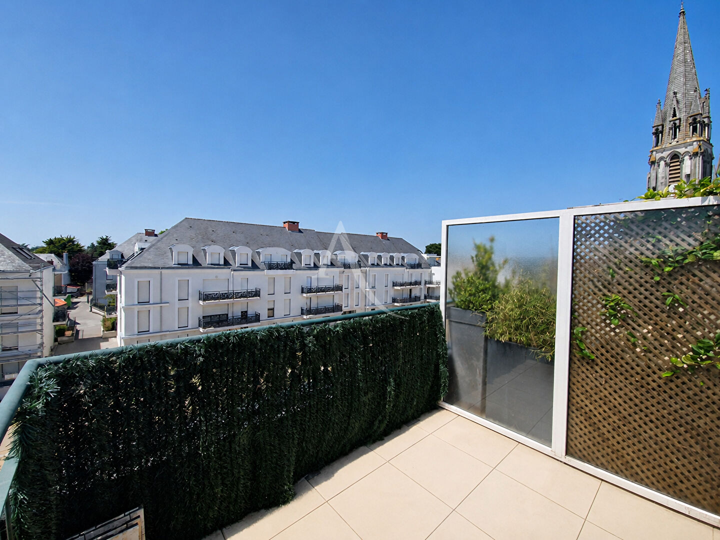 Agence immobilière de L'Adresse Agence 230
