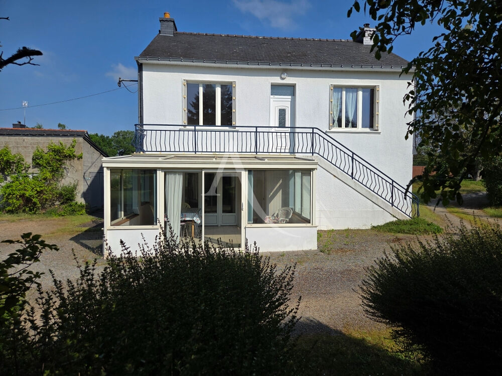 Maison  8 pièce(s) 130 m2