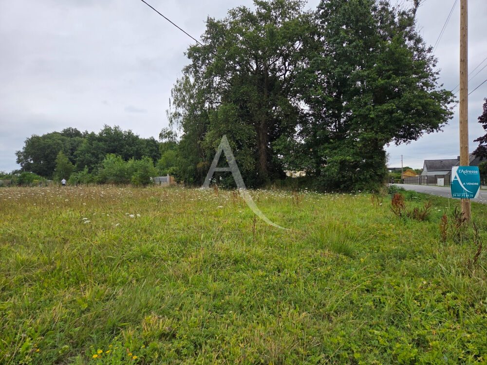 Photo Terrain constructible de 995 m2 image 2/3