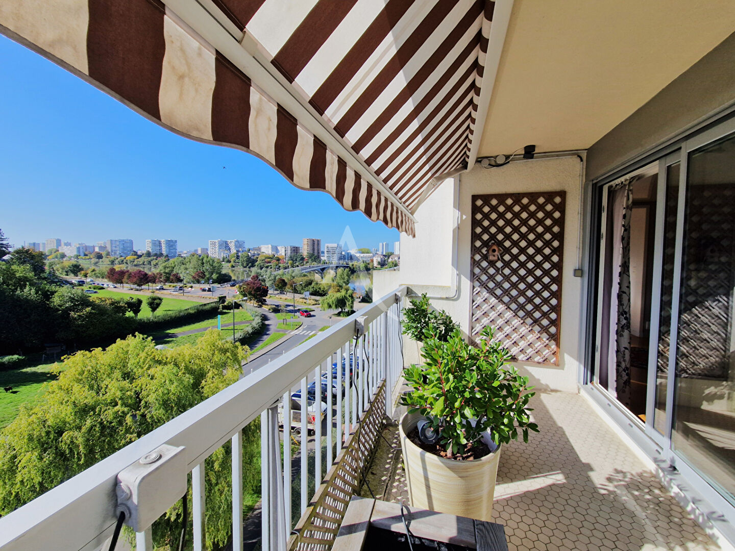 Appartement Saint Sebastien Sur Loire 140 m2, 4 chambres, dernier étage