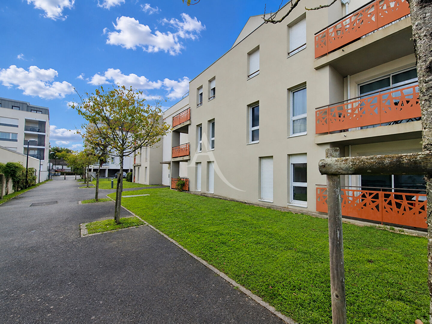 Agence immobilière de L'Adresse Agence 230