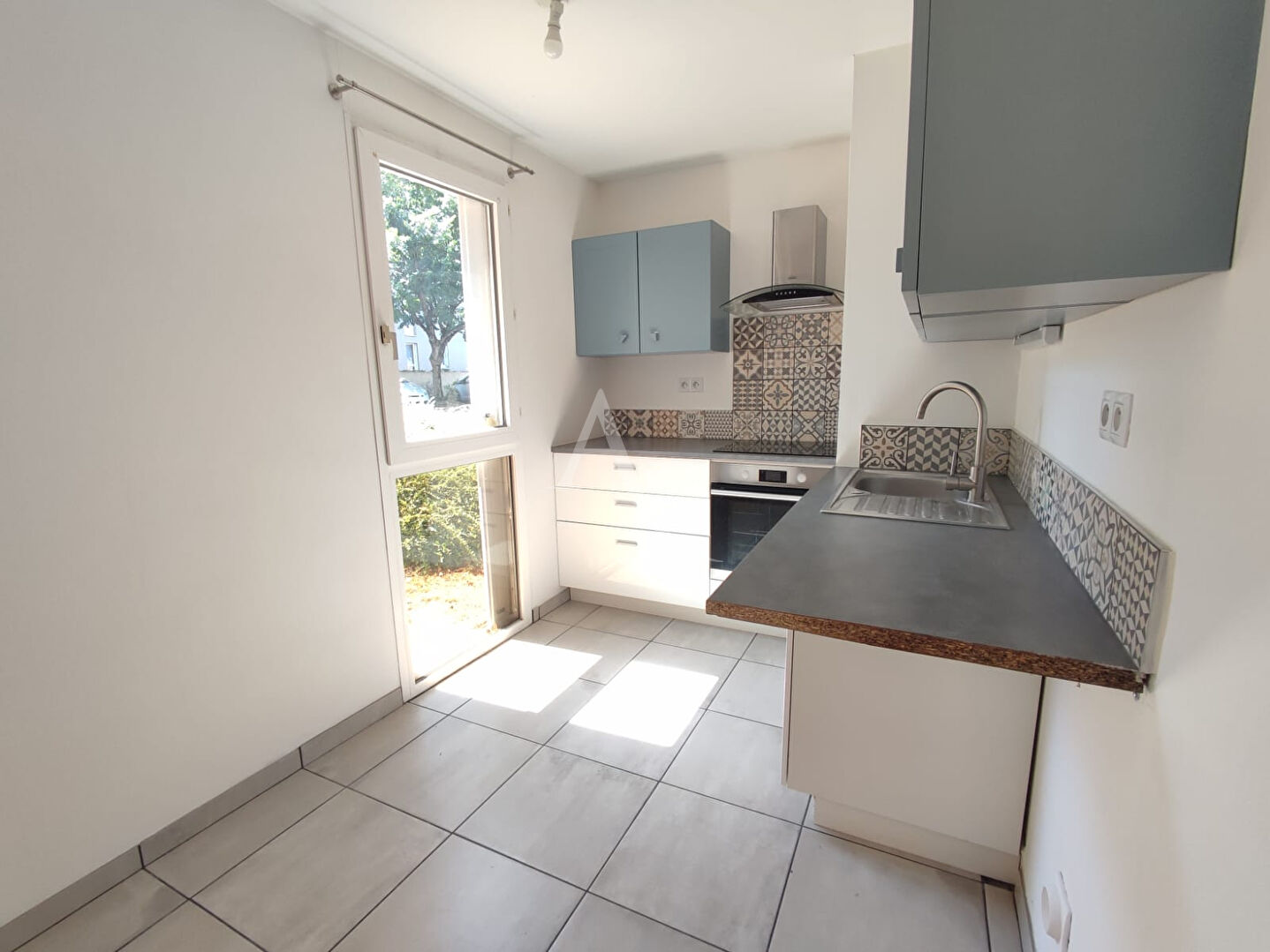Appartement Saint Sebastien Sur Loire proche BOURG
