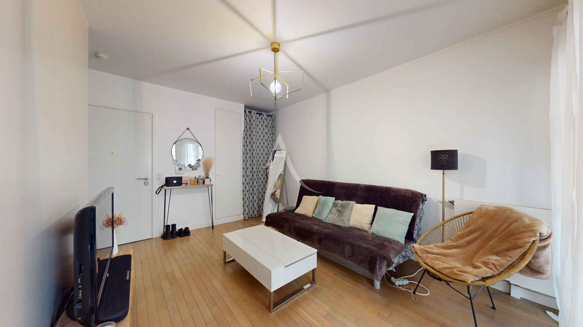 Photo A VENDRE - Studio 32,34 m2 -Proche Marché image 2/5