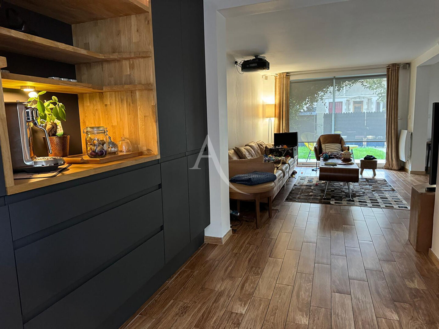 Photo Maison meublé - balcon - terrasse - jardin image 3/6