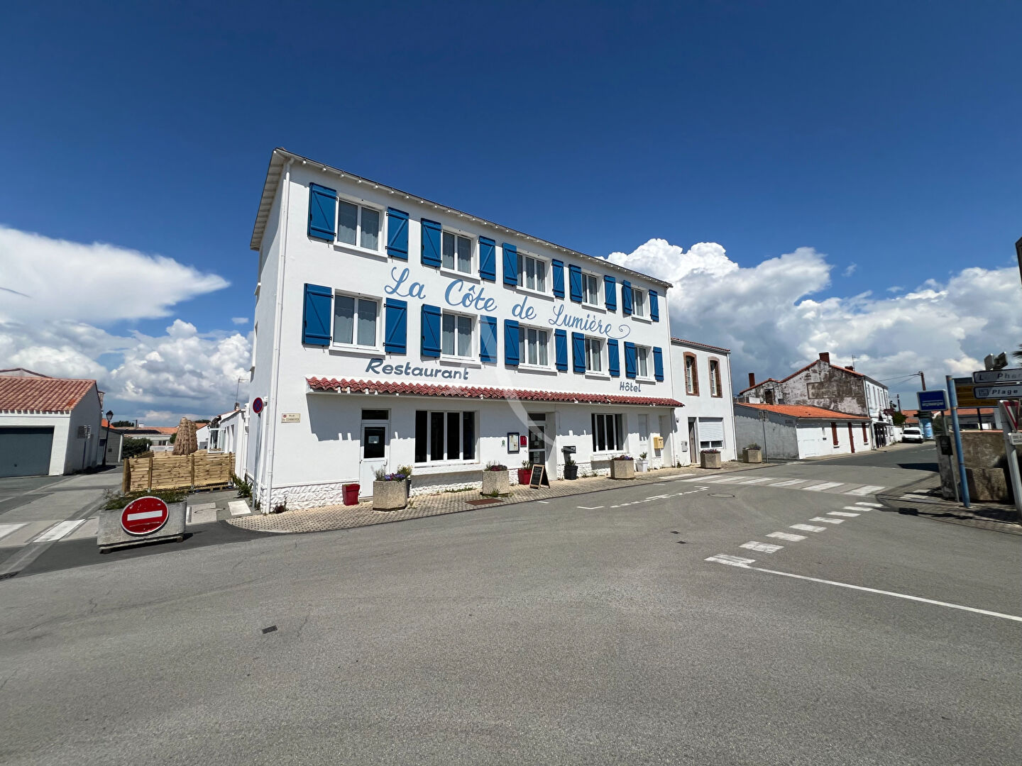 Agence immobilière de L'ADRESSE LA TRANCHE SUR MER