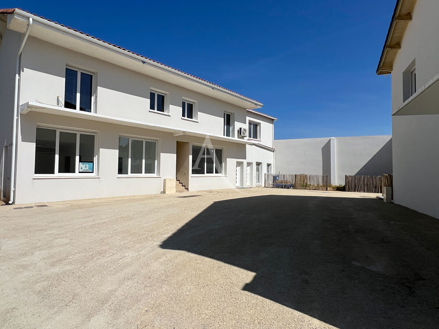 Agence immobilière de L'ADRESSE LA TRANCHE SUR MER