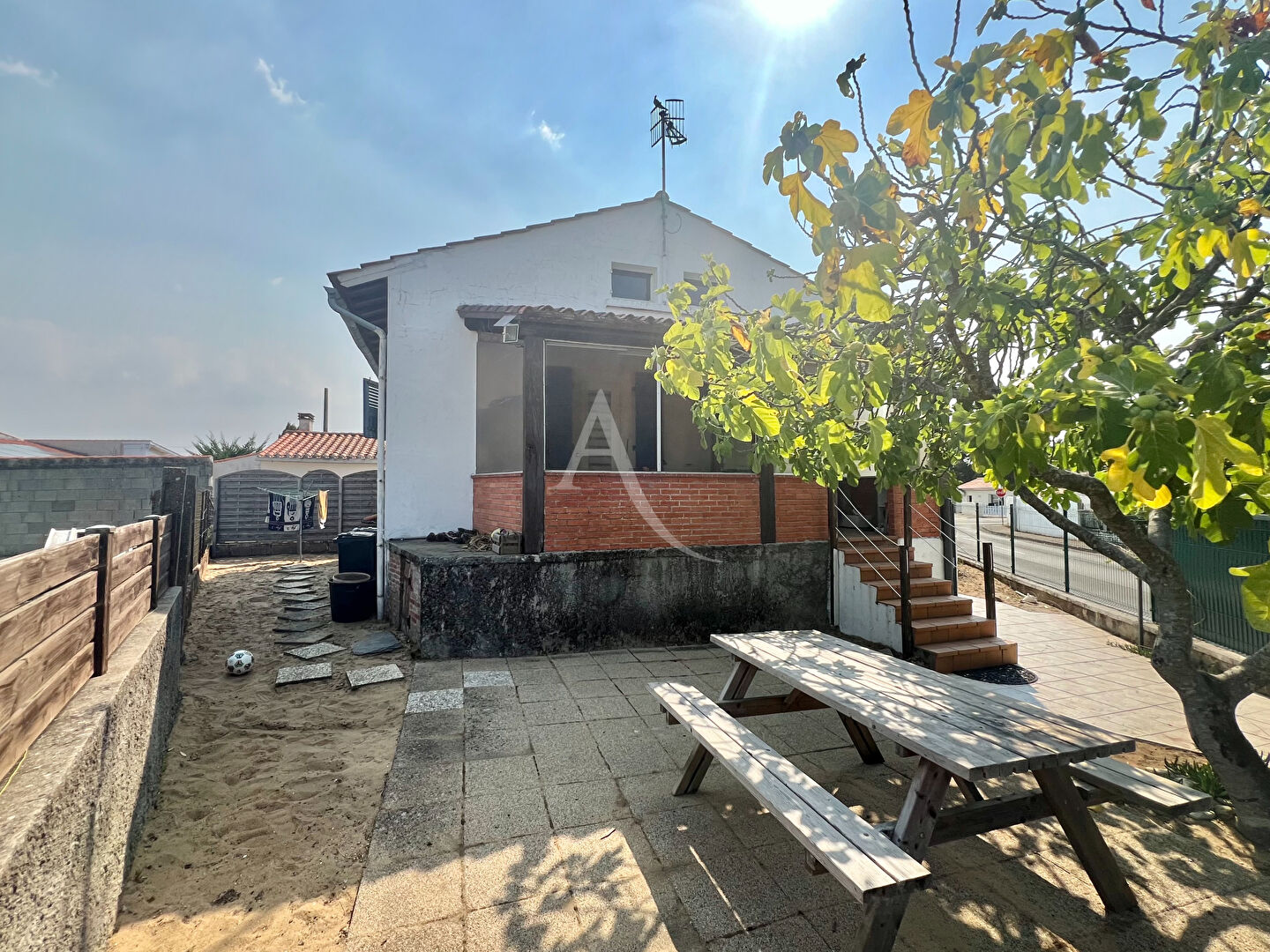Agence immobilière de L'ADRESSE LA TRANCHE SUR MER