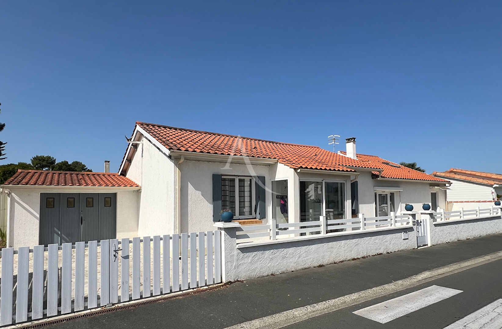 Agence immobilière de L'ADRESSE LA TRANCHE SUR MER