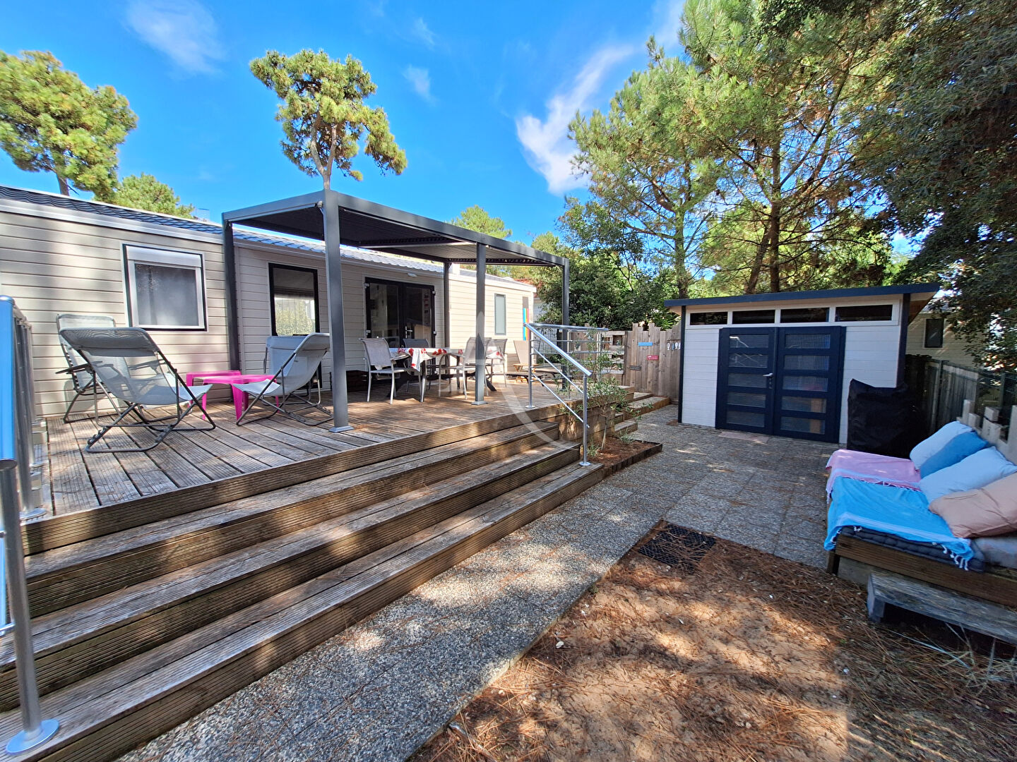 Agence immobilière de L'ADRESSE LA TRANCHE SUR MER